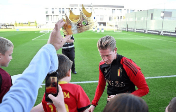 哈福配资 梅开二度! 德布劳内超越阿扎尔升至比利时队史射手榜第二