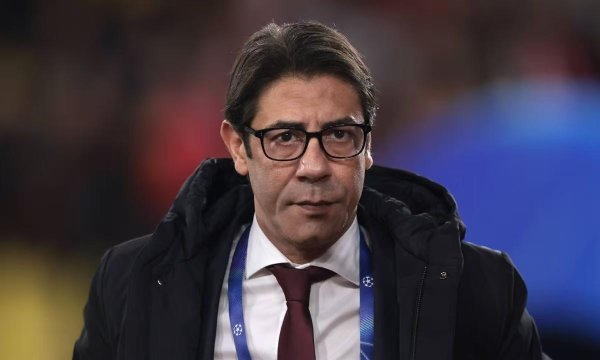 金领速配 带队踢欧冠！穆里尼奥将重返葡超，本菲卡高层力挺，球迷笑了